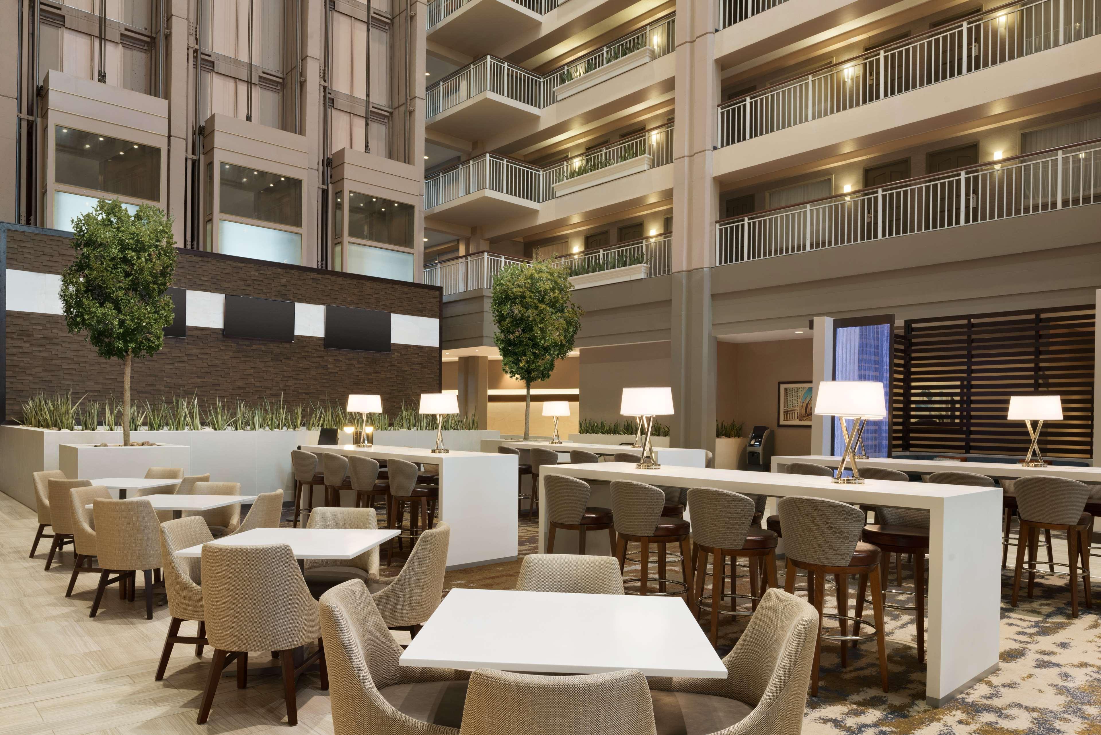 Embassy Suites By Hilton Chicago Lombard Exterior foto