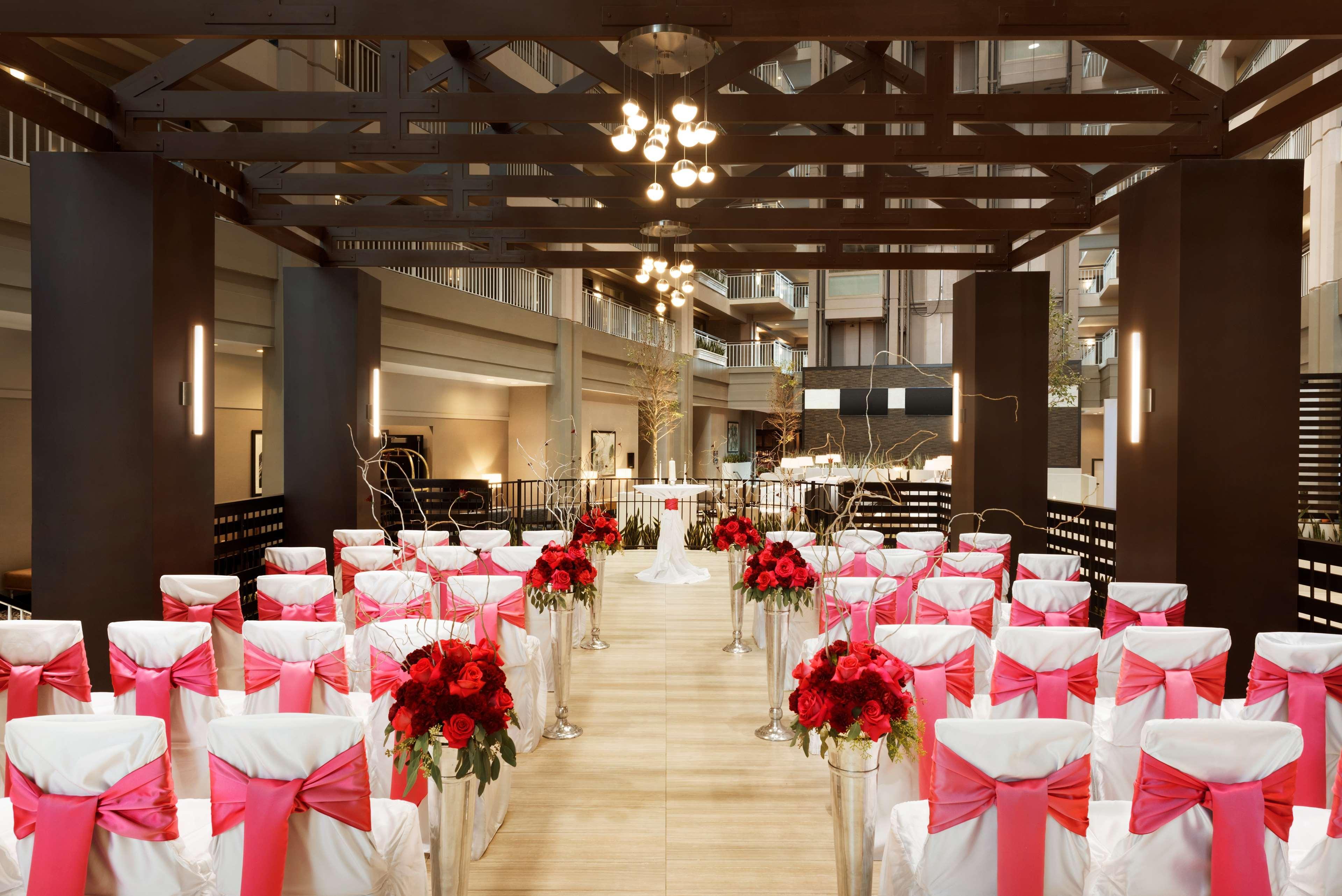 Embassy Suites By Hilton Chicago Lombard Exterior foto