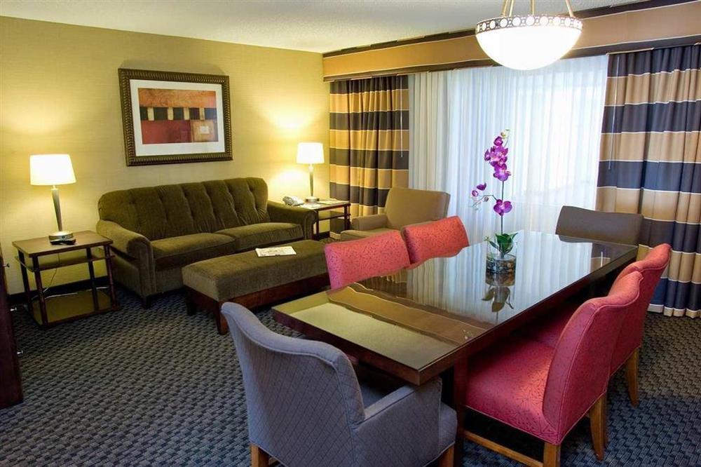 Embassy Suites By Hilton Chicago Lombard Zimmer foto